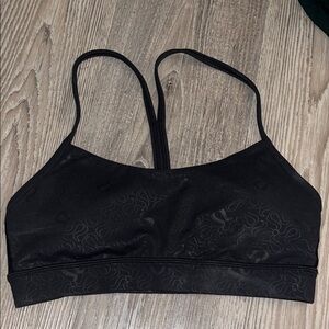 Lululemon Sports Bra - Size 6